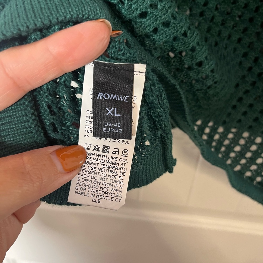 ROMWE Green Mesh Top - Picture 6 of 6